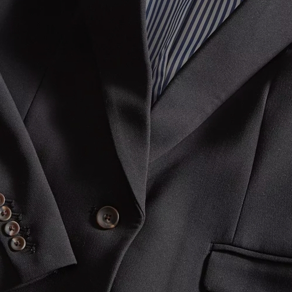 Women's Solid One-Button Boyfriend Blazer - Picture 3 of 3